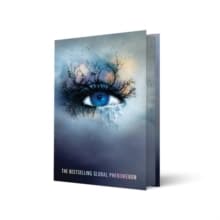 Shatter Me Collector's Deluxe Limited Edition : 1